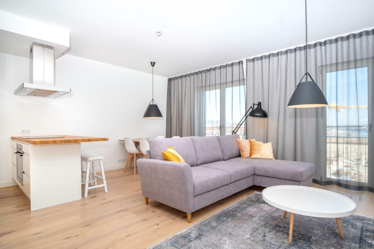 Dream Stay - 2 Porto Franco Apartments Near Old Town Tallinn Ngoại thất bức ảnh
